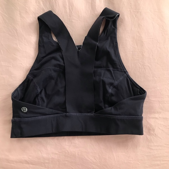 Lululemon bra - Picture 2 of 5
